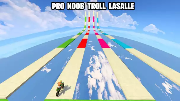 MEGA RAMP MOTO PRO NOOB TROLL LASALLE ! (Je le rattrape a la fin)