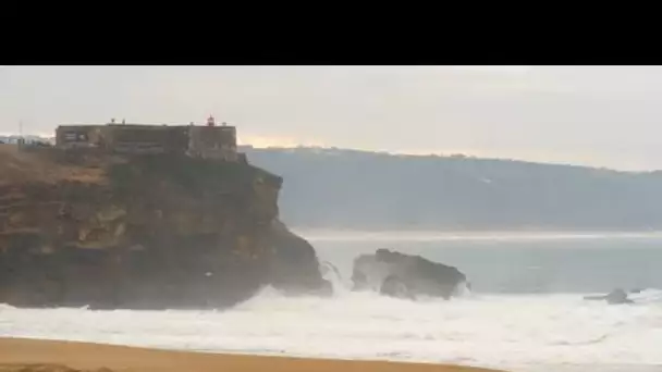 MEDITERRANEO – Au Portugal, Péniche, un discret village de pêcheurs au bord de la côte ouest