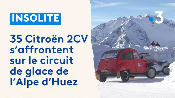 35 Citroën 2CV s'affrontent sur le circuit de glace de l'Alpe d'Huez