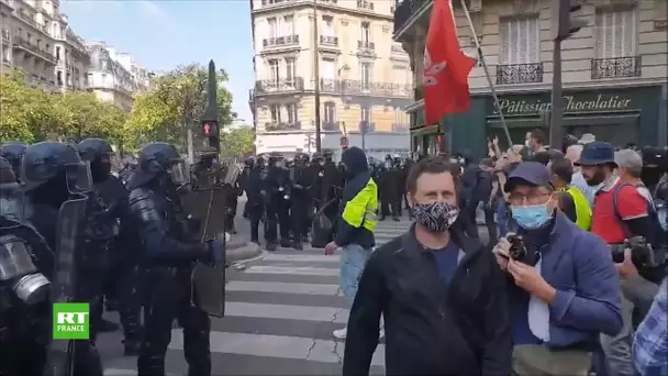 Gilets jaunes : à Paris, le ton monte entre manifestants et forces de l’ordre