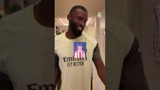 Rüdiger tente de deviner ses coéquipiers quand ils étaient enfants ! Vous les reconnaissez ?#shorts