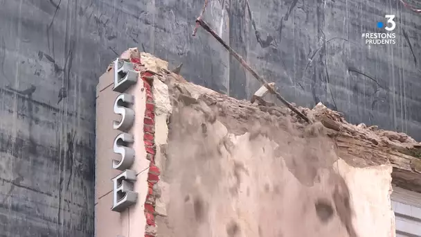 Démolition des dernières façades de l'hôtel de la Duchesse Anne à Nantes.