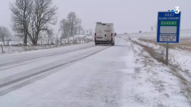 Lozère : après le soleil, le retour de la neige entre Mende et Châteauneuf-de-Randon