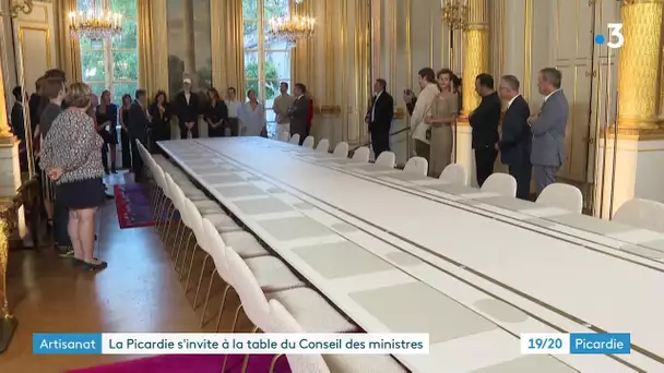 Une entreprise du Vimeu participe à la création de la table du Conseil des ministres à l'Élysée