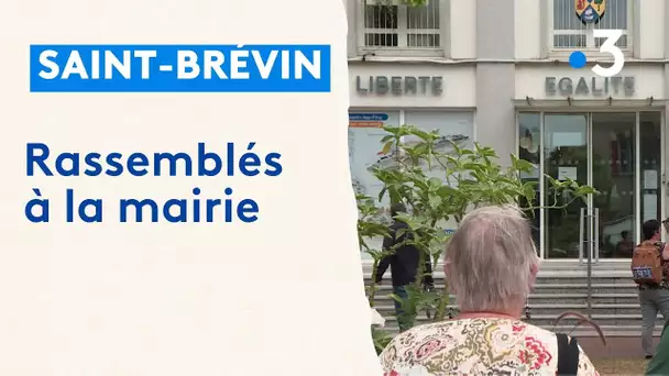 Rassemblement mairie Saint Brévin le 3 juillet 2023