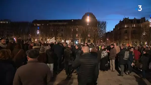 Les images des rassemblements contre l&#039;antisémitisme à Lille et Dunkerque