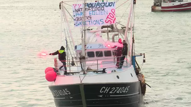 Au Havre, la journée "filière morte" de pêcheurs venus de toute la Normandie
