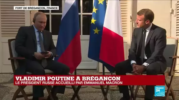 REPLAY - Conférence de presse de V. Poutine et E. Macron : le président russe s'exprime à Brégançon