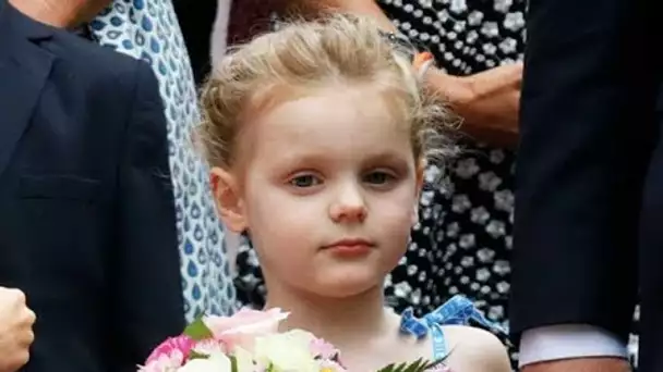 Gabriella, la fille d’Albert et Charlene de Monaco, adore déjà les photographes !