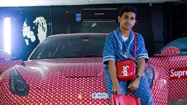 Un ado de 15 ans s'offre une Ferrari customisée !
