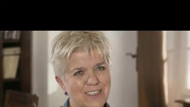 Les Enfoirés : Mimie Mathy annonce un projet “très chouette” pour aider les...