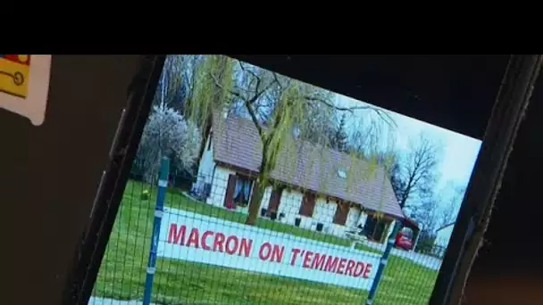 Un retraité condamné à un "stage de citoyenneté" après avoir affiché une banderole anti-Macron