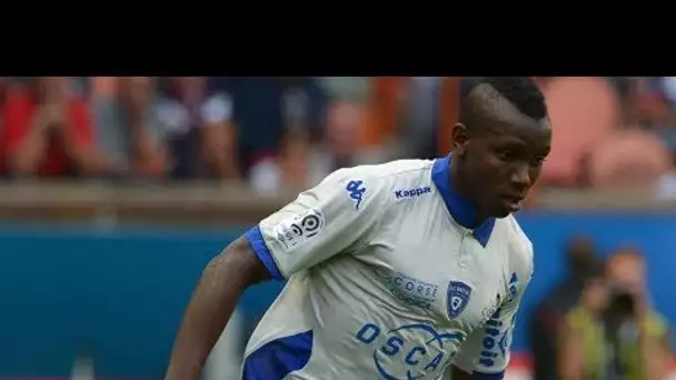 Mort de Christopher Maboulou  le footballeur de 30 ans victime d 39une crise cardiaque en plein ma