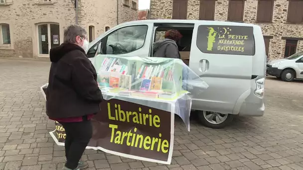 Corrèze : une librairie itinérante amène la lecture dans les villages