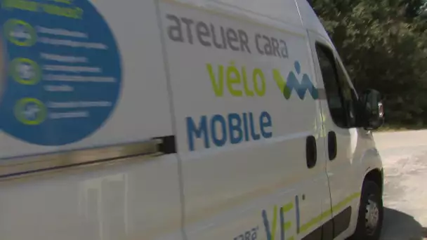 Charente-Maritime : un atelier-vélo mobile pour assister les cyclistouristes en forêt de la Coubre