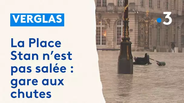 Pluies verglaçantes sur les pavés de la Place Stanislas : attention danger pour les piétons aussi