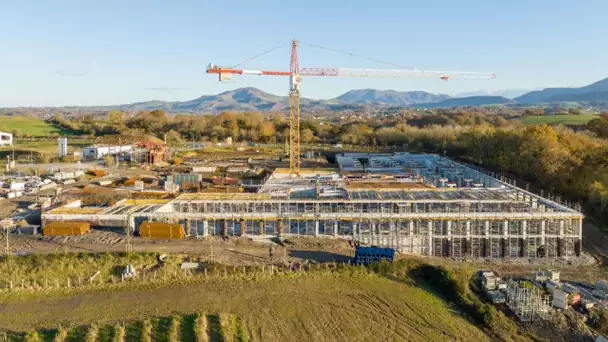 Pays basque : le fabricant de meubles Alki se dote d'un atelier "zéro énergie" à Larressore