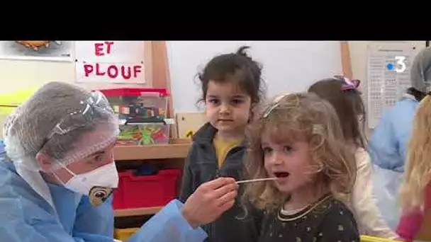 Covid 19 : lancement des tests salivaires en Occitanie dans une école de Rabastens dans le Tarn