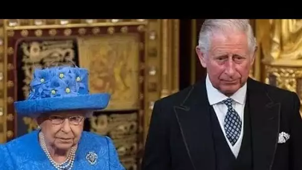 Le roi Charles a découvert que la reine était en train de mou.rir lors d'un appel téléphonique fréné