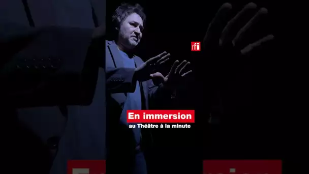 «Théâtre à la Minute» à Paris: 15 minutes, 15 personnes en immersion dans 15m2 • RFI