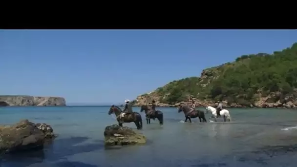 MEDITERRANEO – Minorque aux Baléares, est plus petite que Majorque et plus paisible qu’Ibiza,