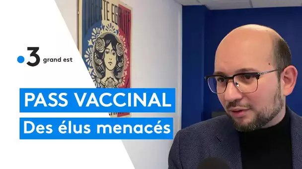 Pass vaccinal : des élus menacés