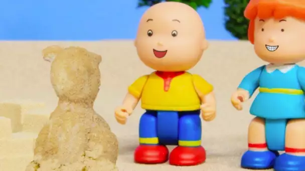 Caillou et la Sculpture de Sable | Caillou en Français