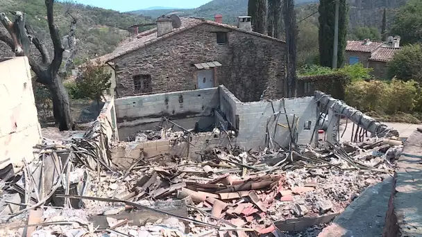 Incendie dans le Var : Les sinistrés rentre à la maison et découvrent l'ampleur des dégâts
