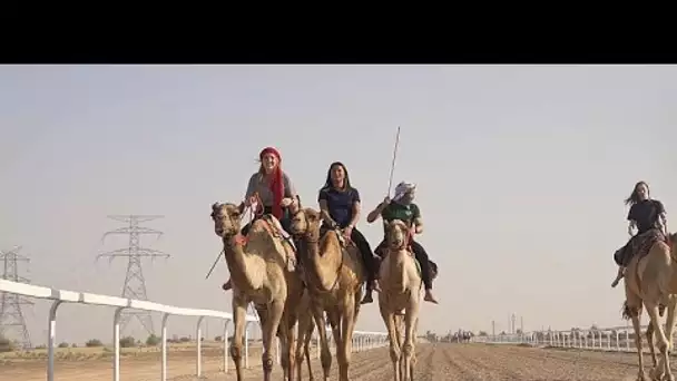À Dubaï, ces femmes entrent dans l'histoire des courses de dromadaires