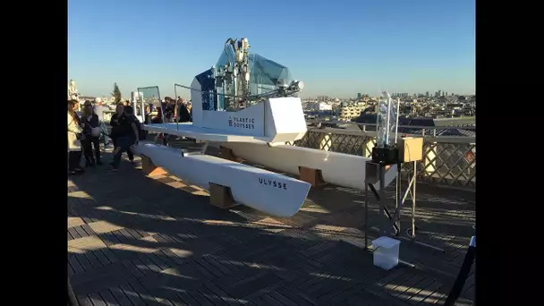 Un catamaran sur le toit des Galeries Lafayette pour sensibiliser aux déchets plastiques
