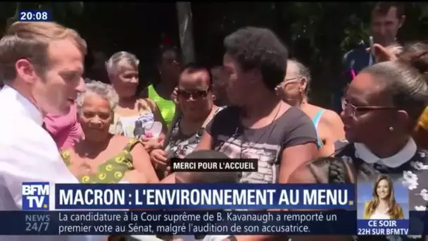 'Je veux mon bisou!', le sympathique comité d&#039;accueil d&#039;Emmanuel Macron en Guadeloupe