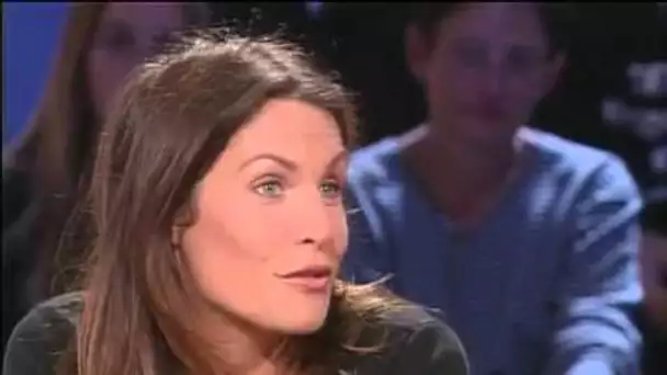 Astrid Veillon à propos de sa vie, de l'amour - Archive INA