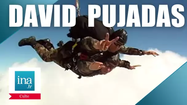 Culte : le saut en parachute de David Pujadas pour le 14 juillet | Archive INA