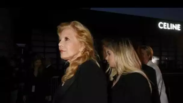 Sylvie Vartan et sa fille Darina au défilé Celine… Laeticia Hallyday grande absente de la Fashion We