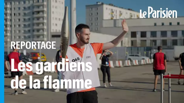 Le relais de la flamme répète ses gammes avant le début des JO de Paris 2024