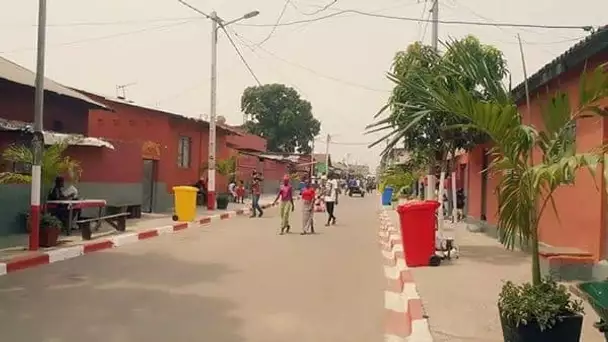 Des habitants d’Abidjan rénovent leur quartier et c'est impressionnant !