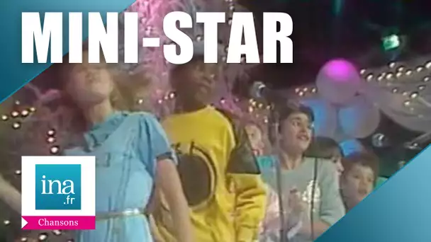 Mini-Star "Danse autour de la terre" (live officiel) | Archive INA
