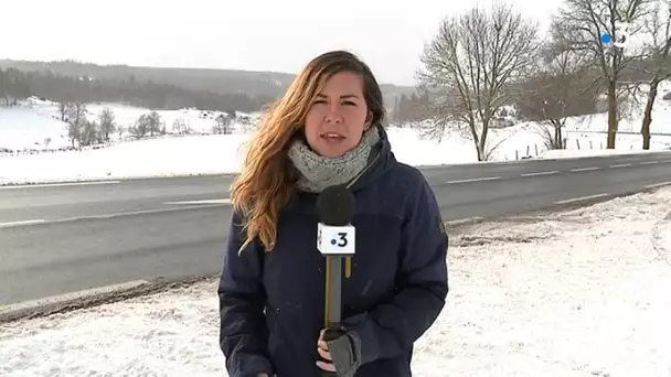 En Lozère, plusieurs centimètres de neige sur les routes.