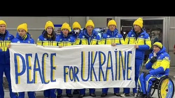 Jeux paralympiques : les athlètes ukrainiens manifestent pour la paix