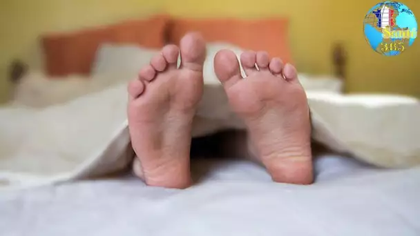 Voici pourquoi il faut mettre un pied hors de la couverture pour mieux dormir