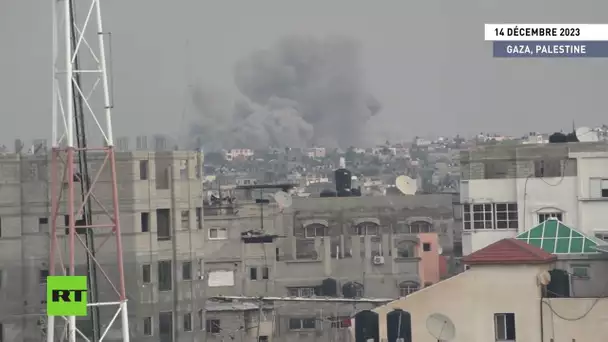 Frappes aériennes israéliennes sur Khan Younès au 69ème jour de la guerre entre Israël et le Hamas
