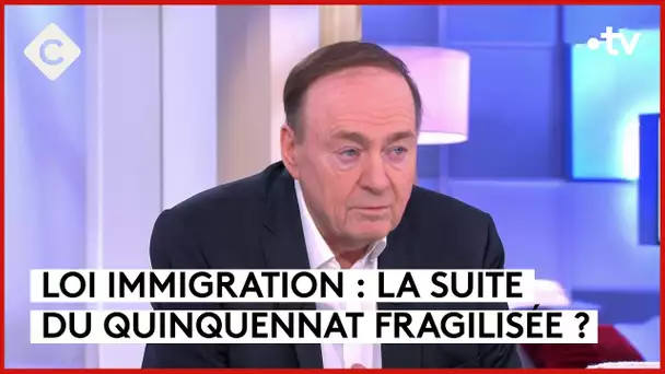 Loi immigration : crise politique majeure pour Macron - C à vous - 18/12/2023