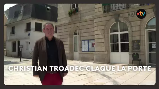 Friction entre Christian Troadec et le conseil régional de Bretagne concernant le Diwan de Carhaix