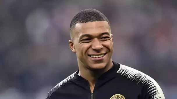 Kylian Mbappé séparé d'Emma Smet (DNA) et surpris en train de flirter avec une journaliste italienne ? Une nouvelle tombe