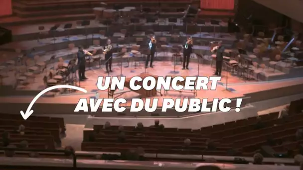 Covid: la Philharmonie de Berlin accueille 1000 personnes pour un concert expérimental