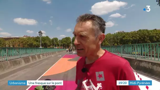 A Toulouse, le pont St Pierre se pare d'une fresque éphémère pour l'été