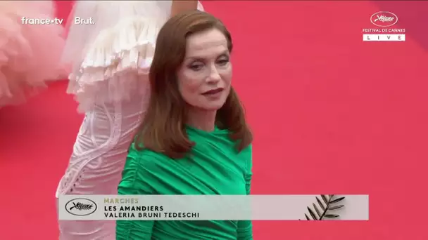 #Cannes2022. Isabelle Huppert sur les marches