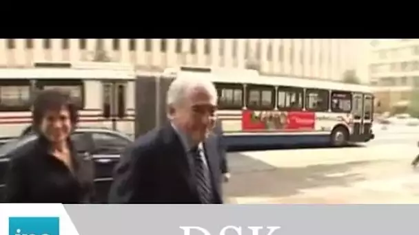 DSK entre au FMI - Archive INA