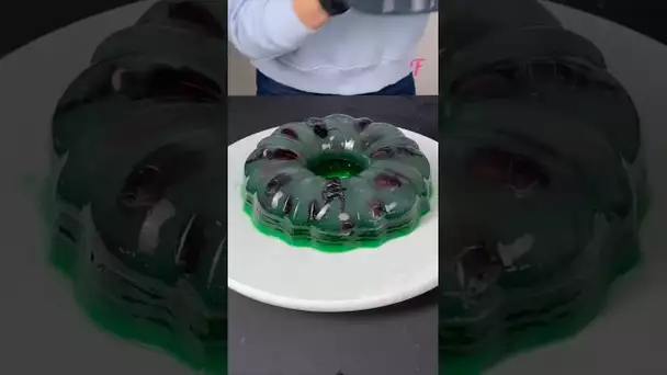 Insect cake 🤮