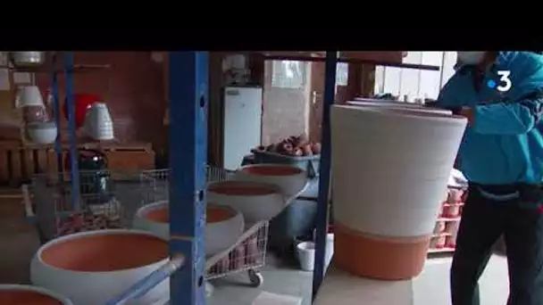 Tarn : des exosquelettes pour soulager les artisans des Poteries d'Albi dans leurs activités